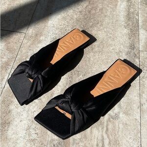 GANNI soft knot flat mule black